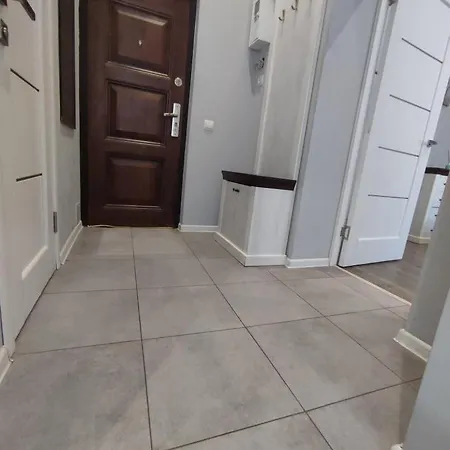 в центре львова ул.дорошенка,23