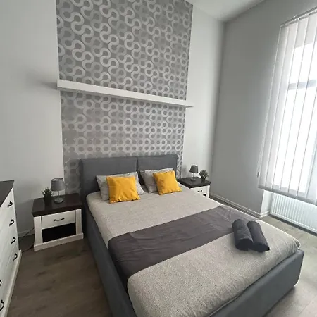 в центре львова ул.дорошенка,23 Apartament *