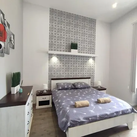 Apartment в центре львова ул.дорошенка,23