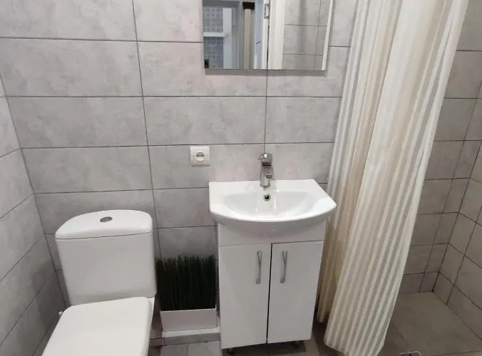 в центре львова ул.дорошенка,23 Lviv